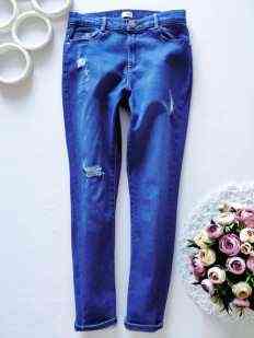 11 лет, рост 146 Голубые джинсы узкачи