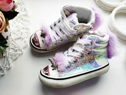 21 (14 см) Хайтопи єдинороги