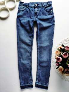 9,10 років, зріст 140 Стрейчові джинси вузькочі для дівчинки