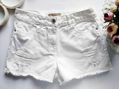 11 років, зріст 146 Білі джинсові шорти