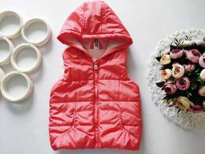 12,18 мес, рост 86 Детская жилетка