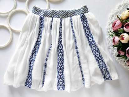 7,8 років, зріст 122,128 Спідниця з вишивкою