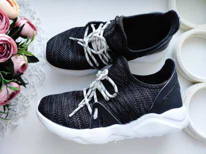 34 (22 см) Легкі кросівки