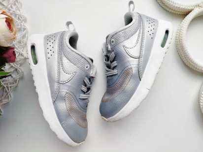 25 (15 см) Легкие кроссовки