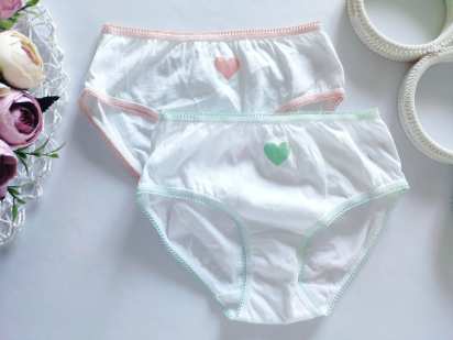 4,5 лет, рост 104,110 Новые детские трусики