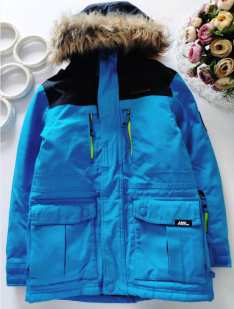 9,10 лет, рост 134,140 Зимняя куртка