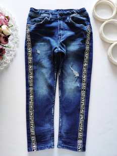 4,5 років, зріст 110 Модні джинси з лампасами