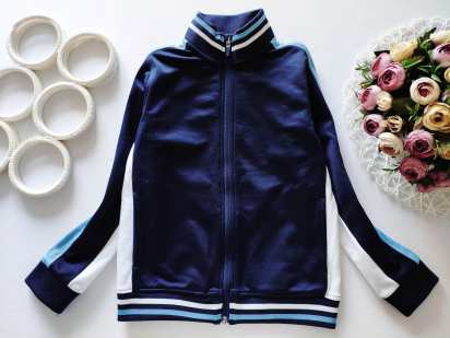 8,9 років, зріст 134 Кофта на блискавці