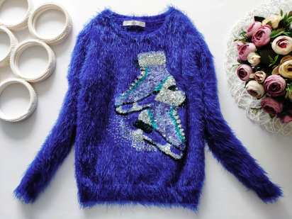 8,9 лет, рост 134 Свитер травка с паетками