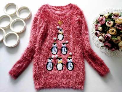 9 лет, рост 134 Свитер травка в паетках