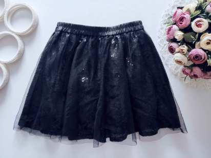 9,10 років, зріст 140 Чорна спідниця у паєтках