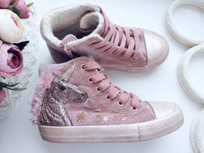 28 (18 см.) Хайтопи з єдинорогом