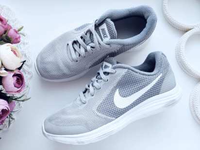 35 (22,5 см) Легкі кросівки