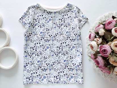 4,5 років, зріст 110 Квіткова футболка