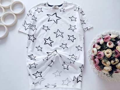 10 років, зріст 140 Футболка у зірках