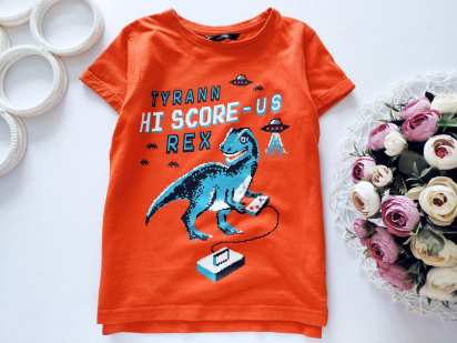 5,6 років, зріст 110,116 Футболка з динозавром
