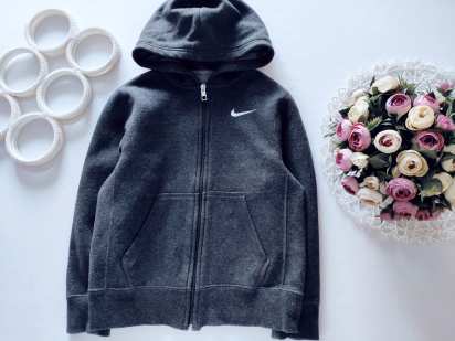 8,10 лет, рост 128-140 Утепленная кофта