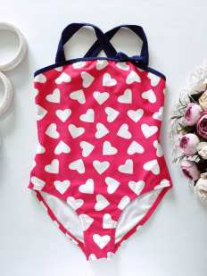 8 років, зріст 128 Купальник у сердечках