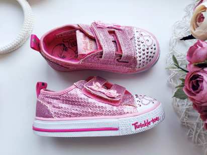 24 (15 см) Кеди з мигалками