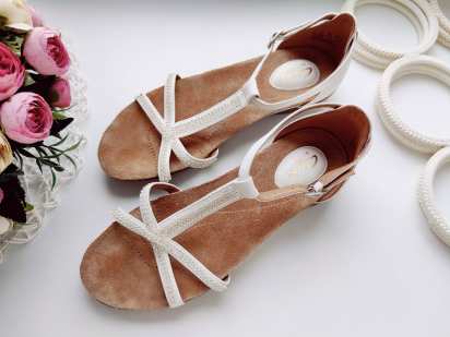 39,5 (25 см) Кожаные босоножки