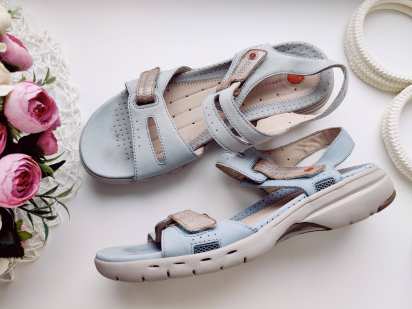 38 (24,5 см) Шкіряні босоніжки