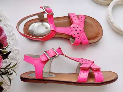 30 (19-20,3 см) Шкіряні босоніжки