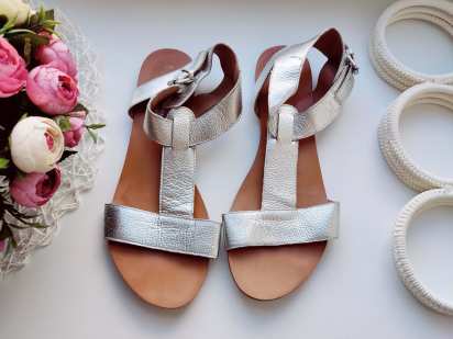 39 (25,3 см) Кожаные босоножки