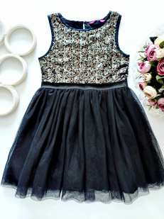 5,6 років, зріст 116 Блискуча сукня