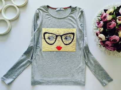 9,10 лет, рост 140 Лонгслив с паетками