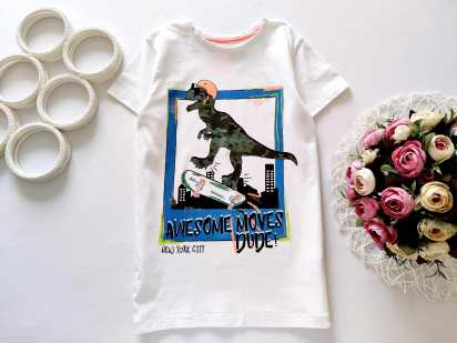 9 років, зріст 134 Футболка з динозавром