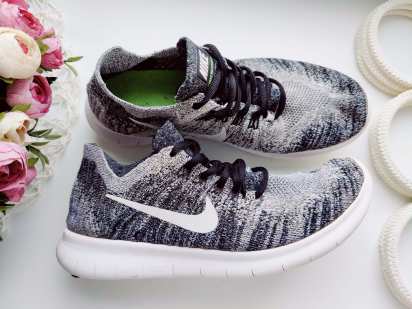 38,5 (24,5 см) Легкие кроссовки