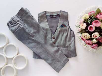 2,3 роки, зріст 98 Ошатний костюм