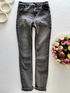 11 років, зріст 146 Стрейчові джинси