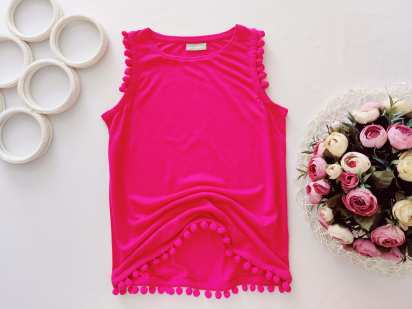 10 років, зріст 140 Футболка з помпонами