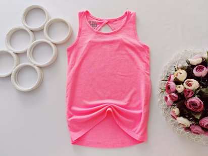 7,8 років, зріст 128 Яскрава футболка