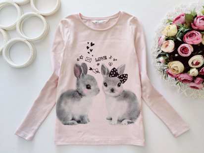 6,8 лет, рост 122,128 Лонгслив с кроликами