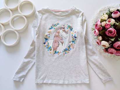 9 лет, рост 134 Лонгслив с паетками единорог