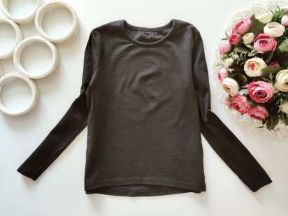 6,7 років, зріст 116,122 Чорний лонгслів