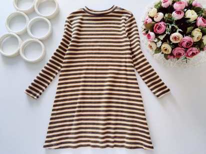8 років, зріст 128 Смугасте плаття