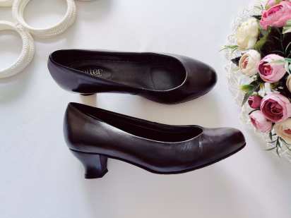 39 (25,5 см) Кожаные женские туфли