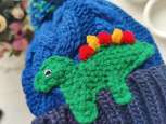 1-3 года, Вязаная детская шапка с динозавром для мальчика - зображення 2